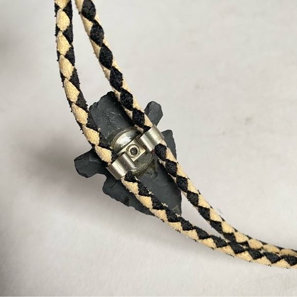 Vintage Arrowhead Bolo Tie Western Black Stone Arrow Head Cord Rockabilly Mens - Picture 9 of 9